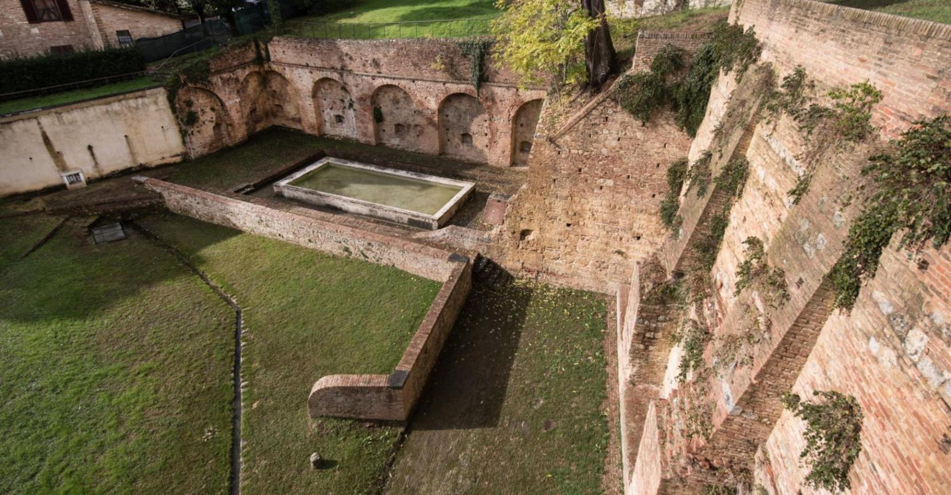 Hotel Minerva Siena Bagian luar foto